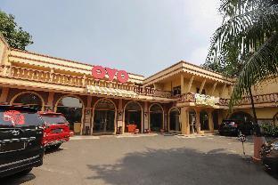 Kalisma Hotel Jakarta Exterior photo